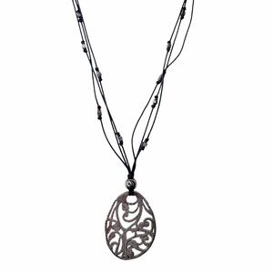 Silpada Silver Oval Scrollwork Filigree Pendant 3 Strand Necklace Retired